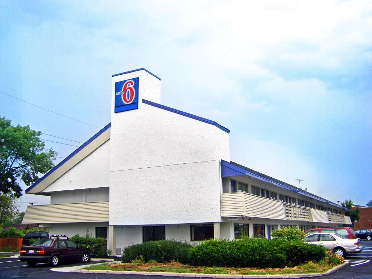 Motel 6 Columbus Oh - Osu North Exterior foto